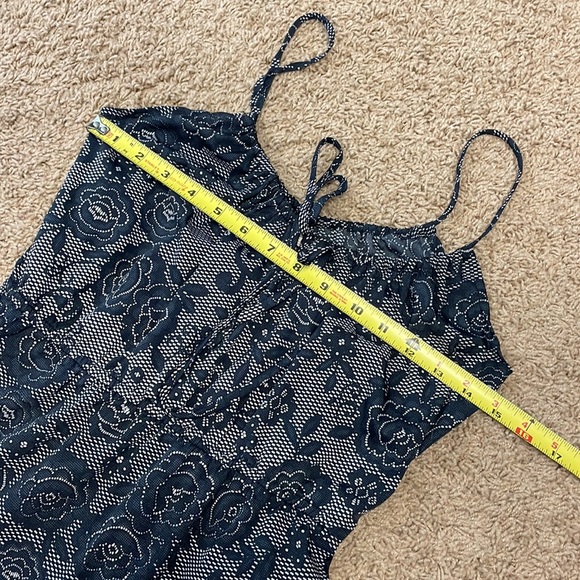 Billabong flower design light dress - Picture 4 of 9